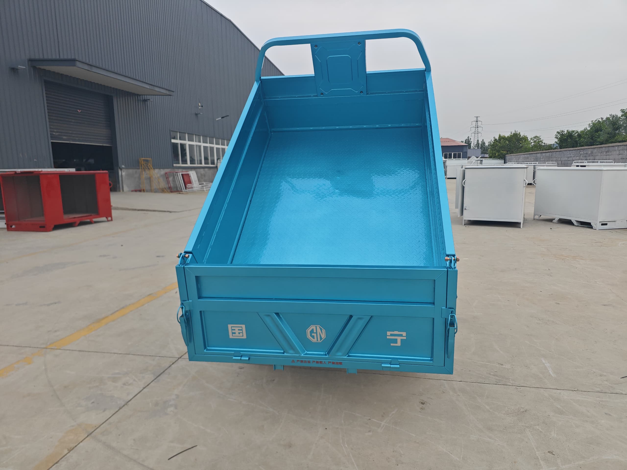 Rear view of electric cargo trike